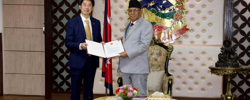 प्रधानमन्त्री प्रचण्ड र चिनियाँ कार्यवाहक राजदूतबीच भेटवार्ता