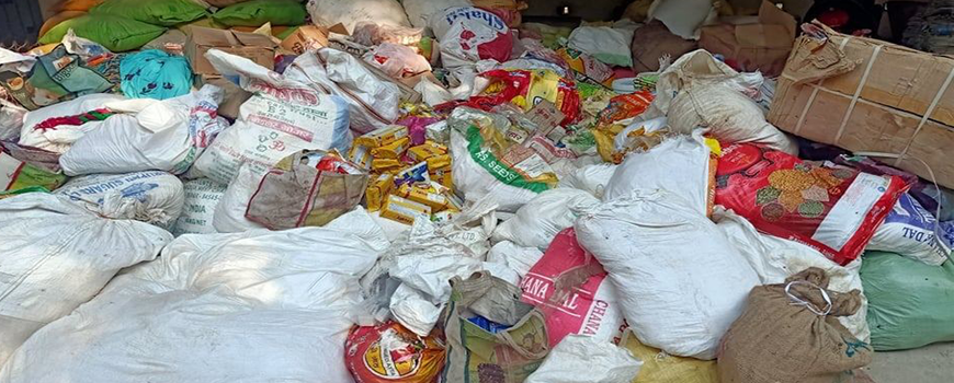 झापाका विभिन्न स्थानबाट अवैध सामान बरामद