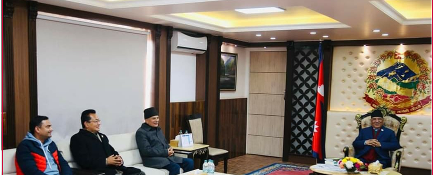 प्रधानमन्त्री पुष्पकमल दाहाल र नेसपा अध्यक्ष डा.बाबुराम भट्टराई बिच भेटवार्ता